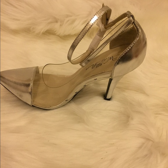 WILD ROSE Heels - Picture 5 of 8